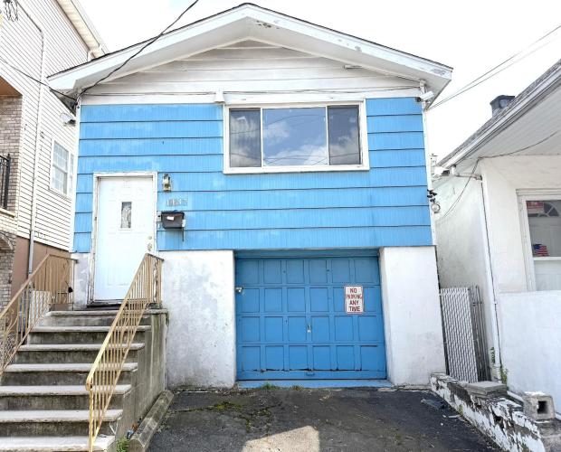 Photo of 1437 Gehr Pl, North Bergen NJ