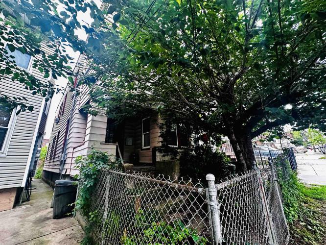 Photo of 34 Cliff Street, Jersey City Heights NJ