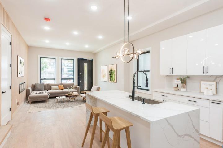 Photo of 221 Columbia Avenue 1