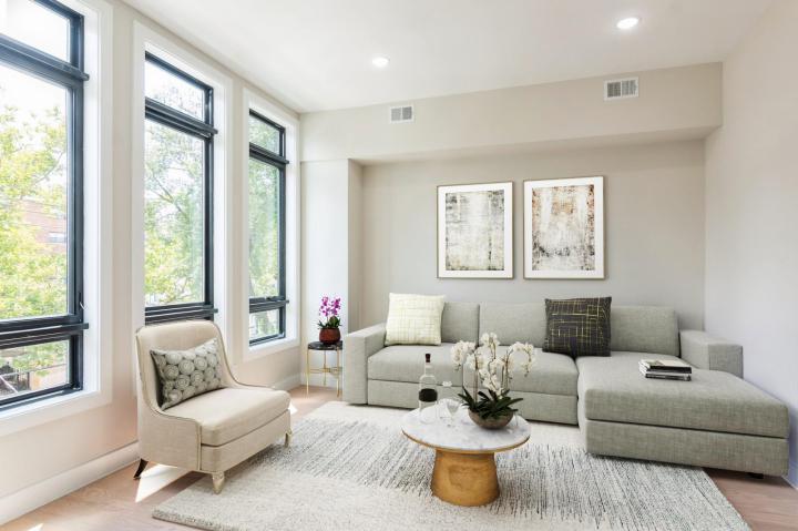 Photo of 221 Columbia Avenue 2