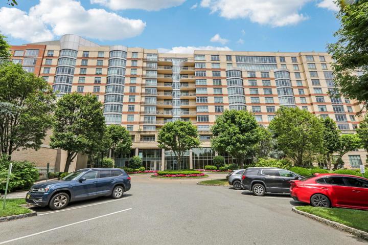 Photo of 8100 River Road 613, North Bergen NJ