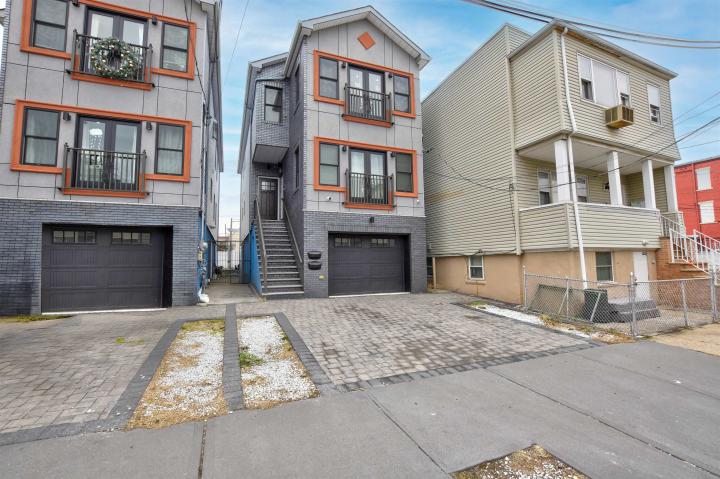 Photo of 67 West 19th Street, Bayonne NJ