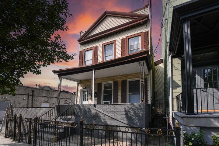 Photo of 416 41st Street, Union City NJ