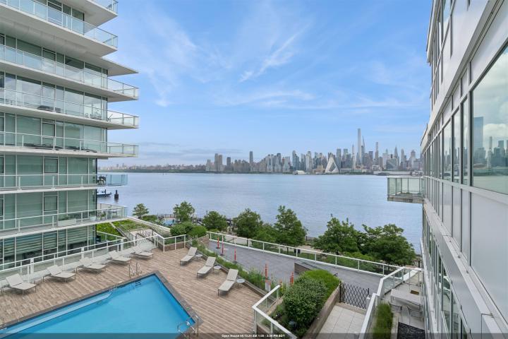 Photo of 800 Avenue At Port Imperi 517, Weehawken NJ