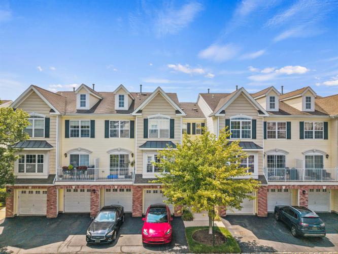 Photo of 32 Marina Drive, Bayonne NJ
