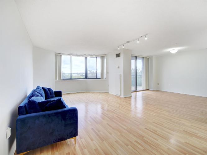 Photo of 625 Harmon Cove Tower 625, Secaucus NJ