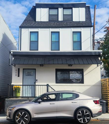 Photo of 608 37th Street