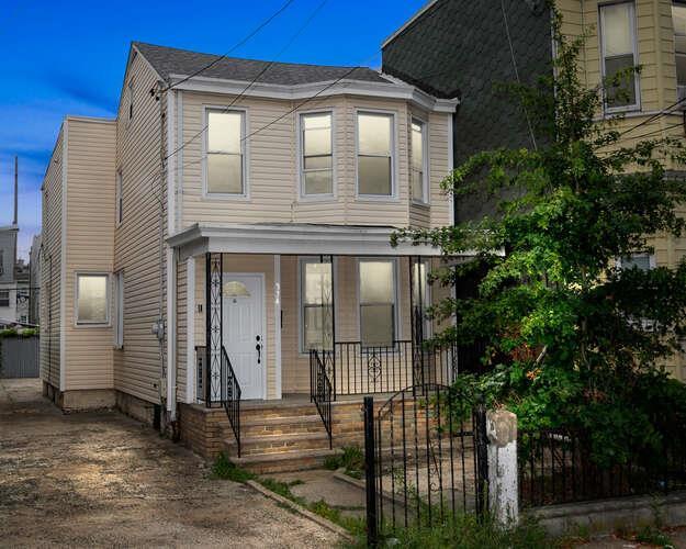 Photo of 334 Webster Avenue, Jersey City Heights NJ