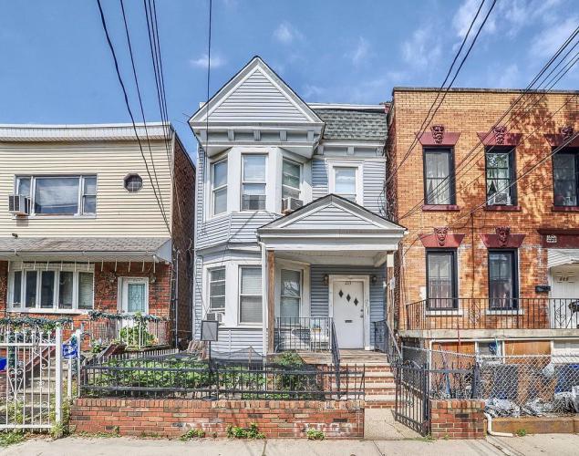 Photo of 213 Freeman Avenue, Jersey City Journal Square NJ