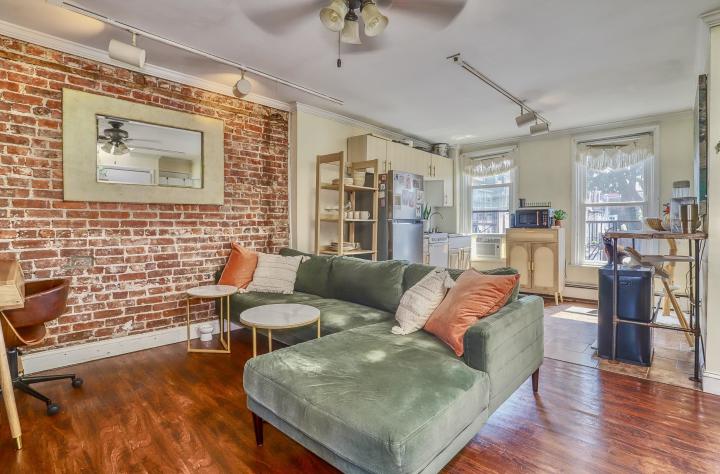 Photo of 107 7th Street, Hoboken NJ
