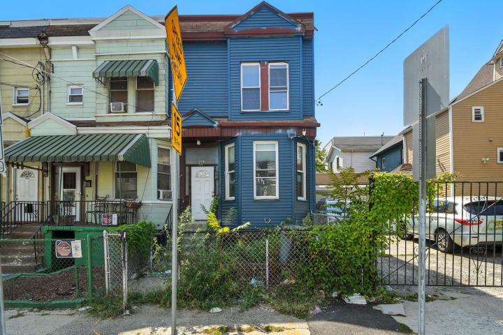 Photo of 117 Atlantic Street, Jersey City Bergen Lafayette NJ