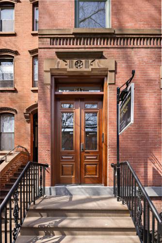 Photo of 647 Jersey Avenue 2, Jersey City Downtown NJ