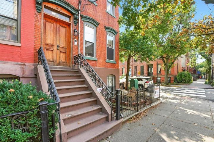 Photo of 612 Jersey Avenue 2, Jersey City Downtown NJ