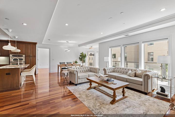 Photo of 32 Eton Row 32, Weehawken NJ