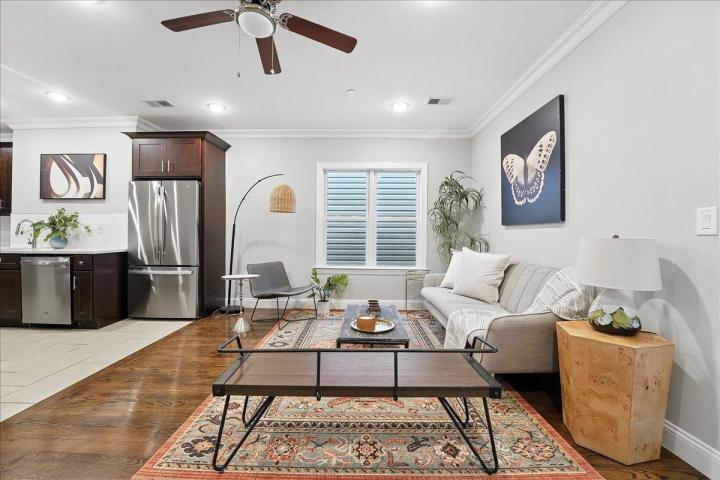 Photo of 25 St Pauls Avenue 3, Jersey City Heights NJ