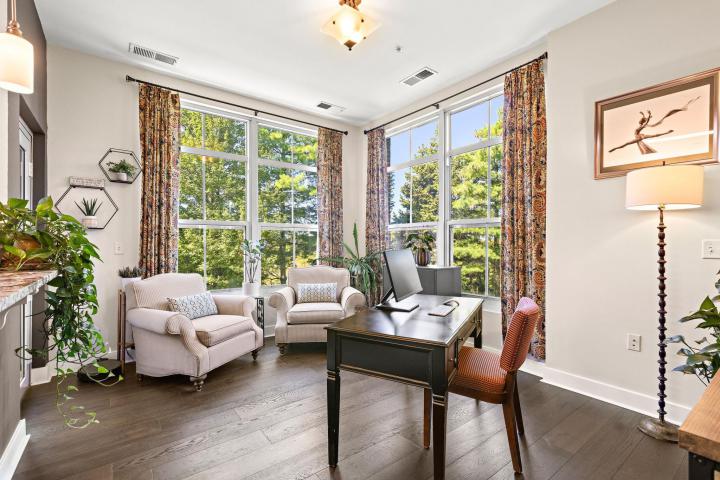 Photo of 3 Greenwich Drive 82, Jersey City West Bergen NJ