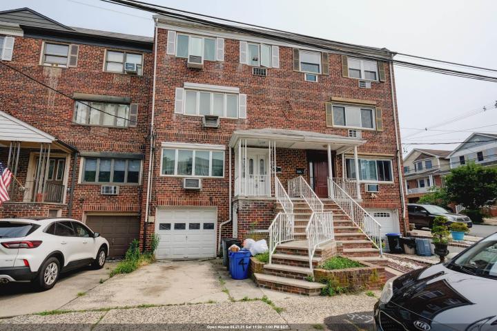 Photo of 4 Sunset Avenue, Bayonne NJ