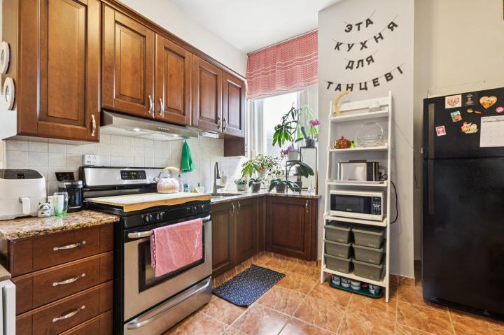 Photo of 313-315 Avenue C 6, Bayonne NJ