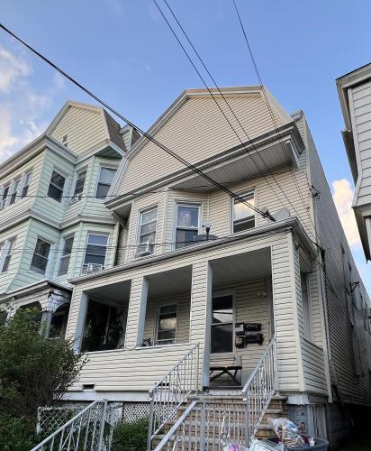 Photo of 95 West 17th Street, Bayonne NJ