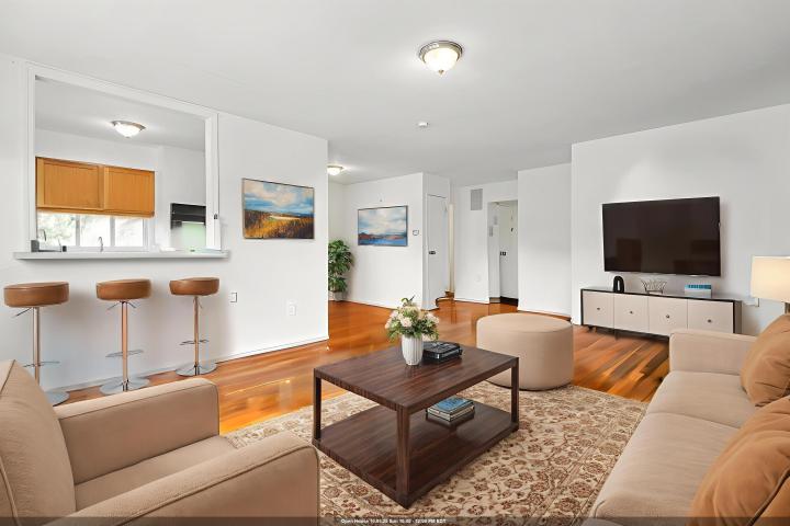 Photo of 36 Briarwood Drive, Jersey City West Bergen NJ