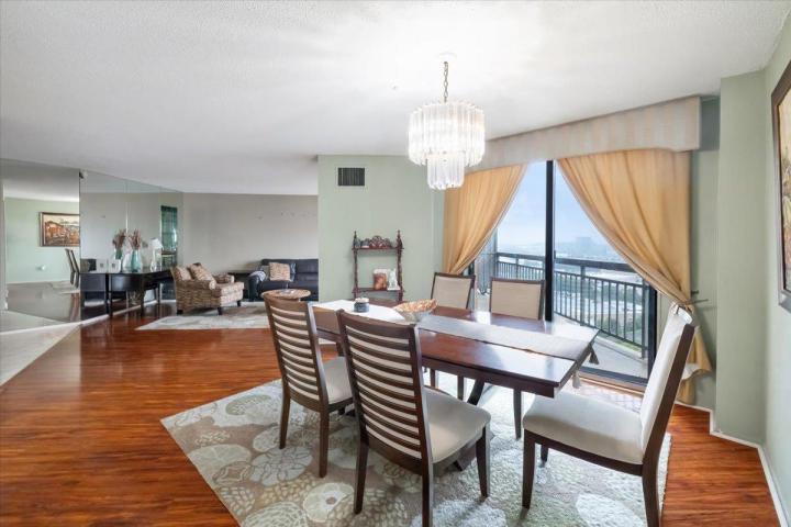 Photo of 2006 Harmon Cove Tower, Secaucus NJ