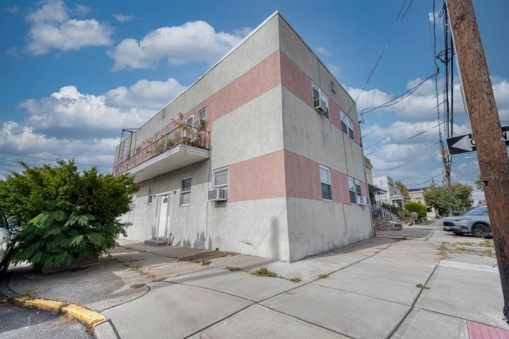 Photo of 233 Avenue B, Bayonne NJ