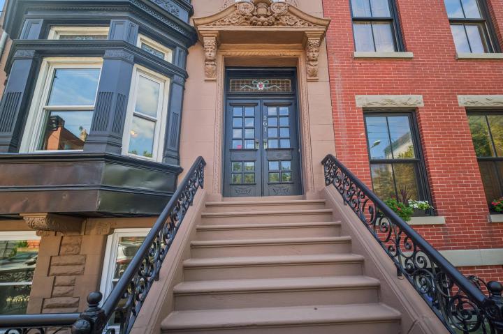 Photo of 161 12th Street, Hoboken NJ