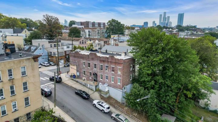 Photo of 183 Thorne Street