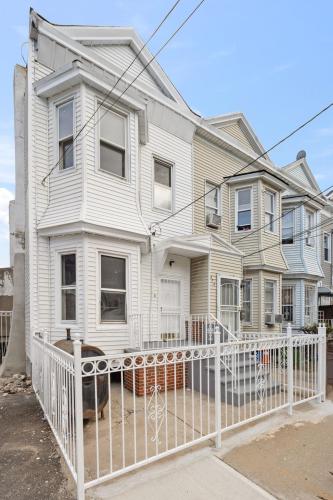 Photo of 246 Clerk Street, Jersey City Bergen Lafayette NJ