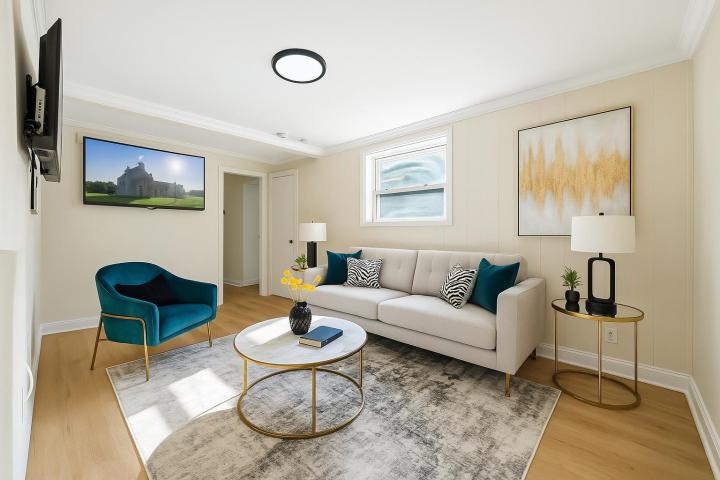 Photo of 12 Saddlewood Court