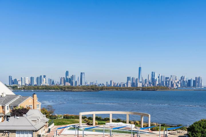 Photo of 109 Shearwater Court East 43, Jersey City Greenville NJ