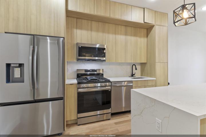 Photo of 161 New York Avenue 2