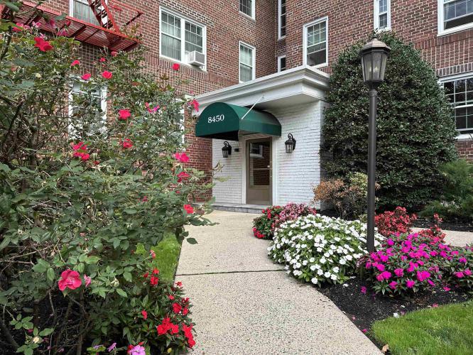 Photo of 8450 Blvd East 1f, North Bergen NJ