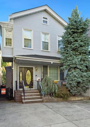 Photo of 87 Sherman Pl