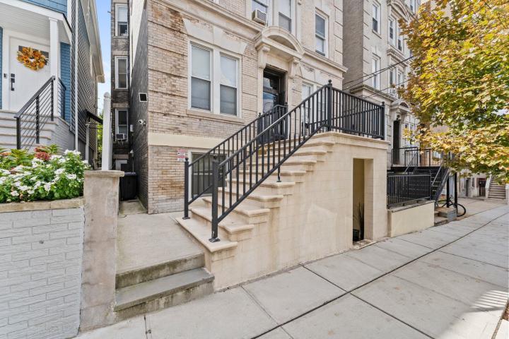 Photo of 47 47th Street 9, Weehawken NJ