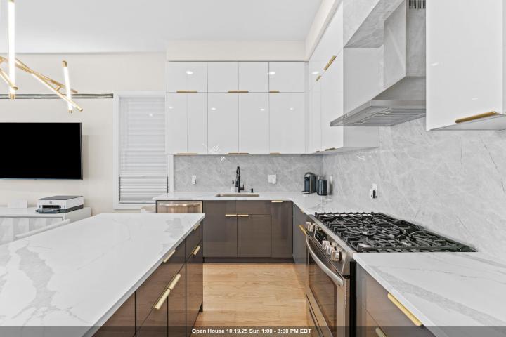 Photo of 93 Pearsall Avenue 12, Jersey City Greenville NJ