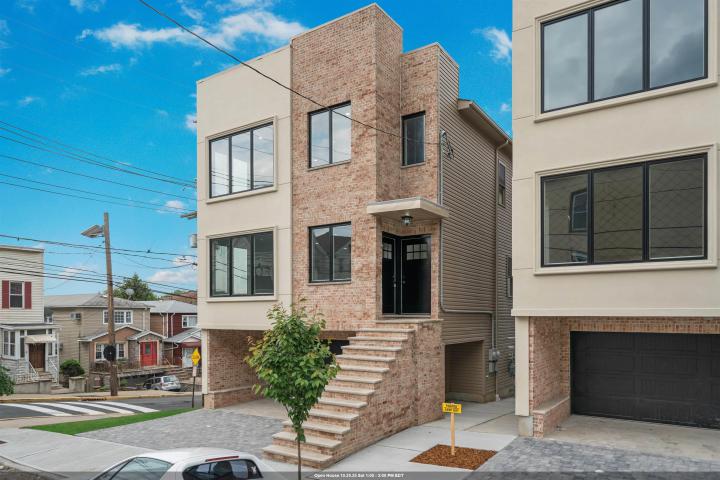 Photo of 5101 Meadowview Avenue