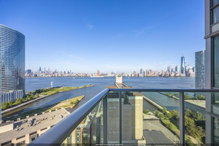 Photo of 20 Newport Parkway 2008s, Jersey City Downtown NJ