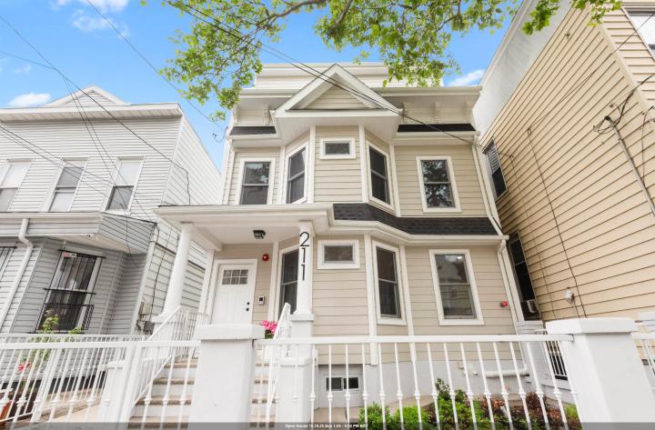 Photo of 211 Summit Avenue 3, Jersey City Bergen Lafayette NJ