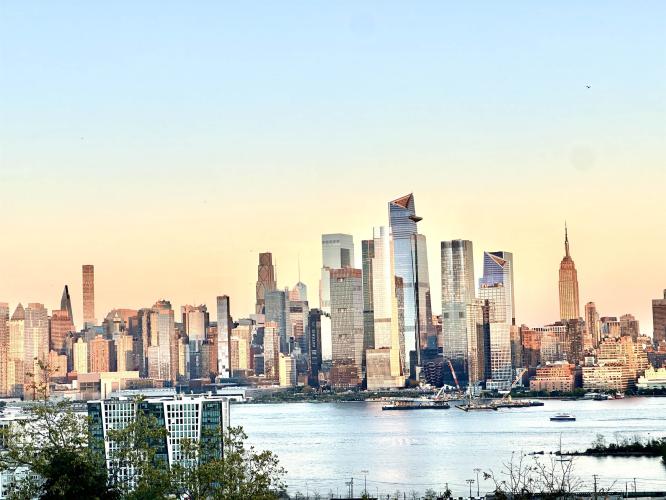 Photo of 1000 Palisade Avenue