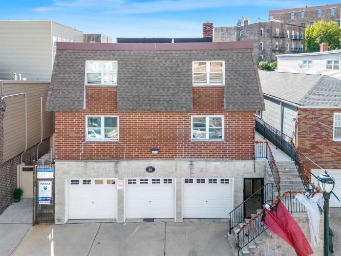 Photo of 161 18th Street 10c, Union City NJ