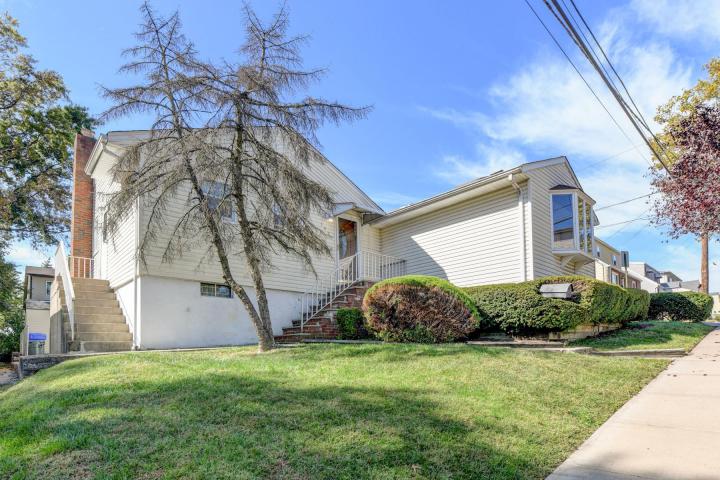 Photo of 149 Charles Street, Secaucus NJ
