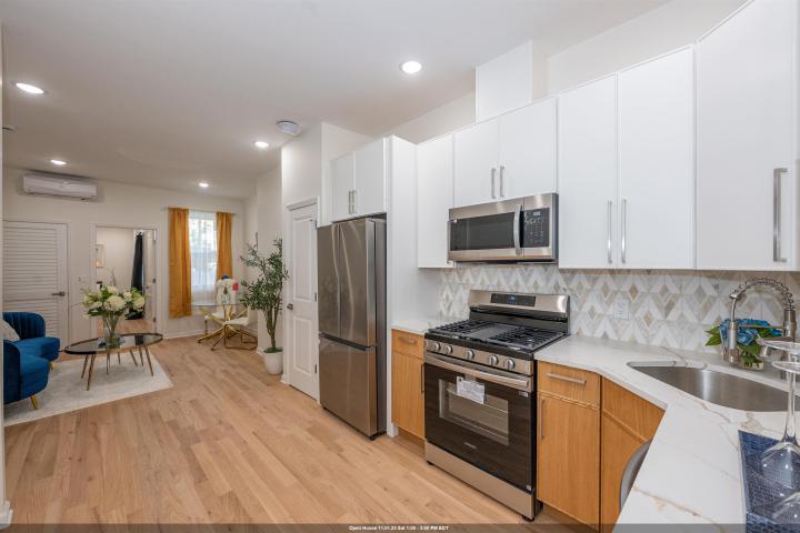 Photo of 38 Zabriskie Street 1r, Jersey City Heights NJ