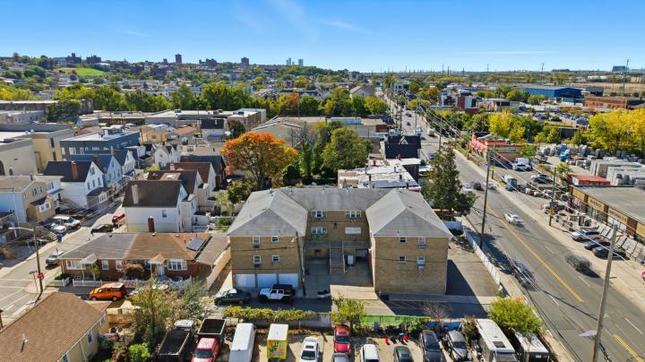 Photo of 1717 53rd Street 13, North Bergen NJ