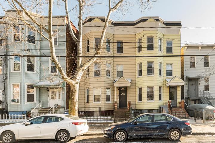 Photo of 126 Chestnut Avenue, Jersey City Journal Square NJ