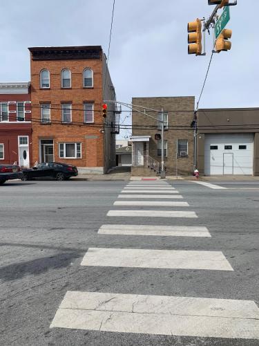Photo of 5843 -5847 Kennedy Boulevard