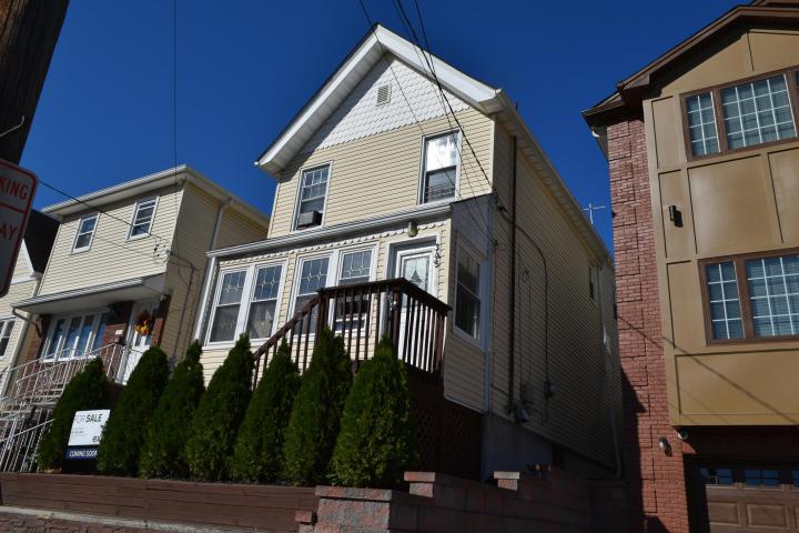 Photo of 345 Forest Street, Kearny NJ