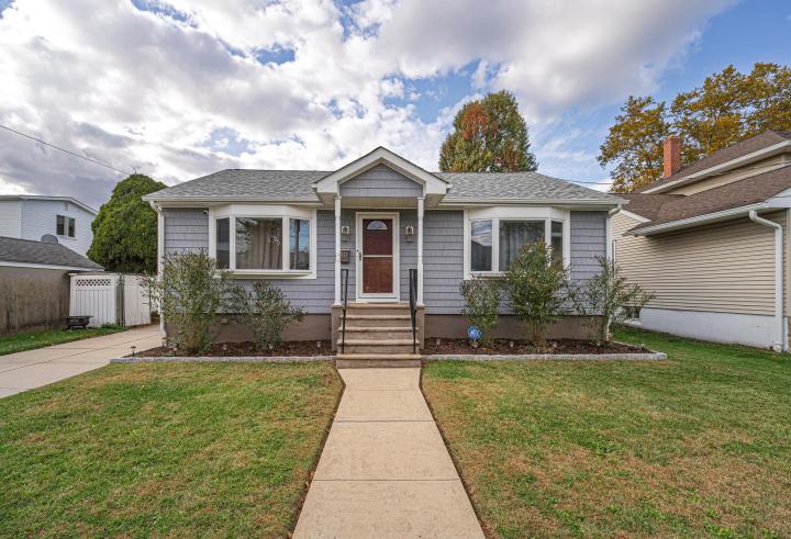 Photo of 697 1st Street, Secaucus NJ