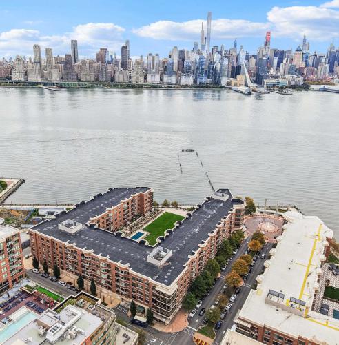 Photo of 20 Avenue At Port Imperi 315