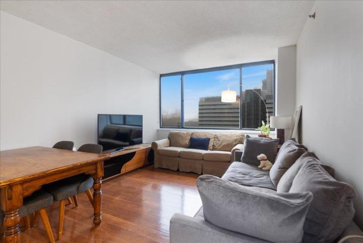 Photo of 45 River Drive South 1705